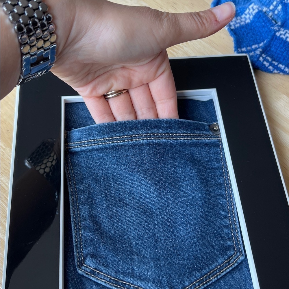 Denim Framed Sunglasses/key Pocket - Picture 3 of 4